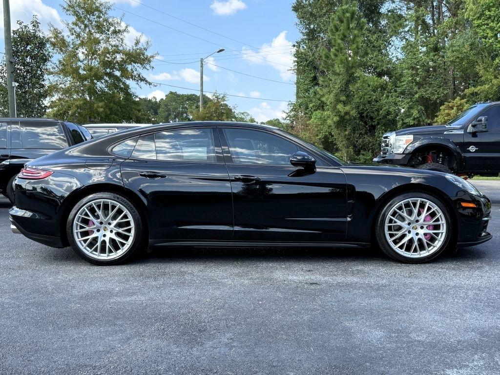 Porsche Panamera 4 2018