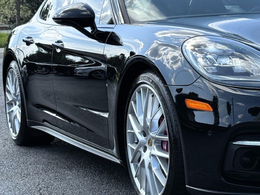 Porsche Panamera 4 2018