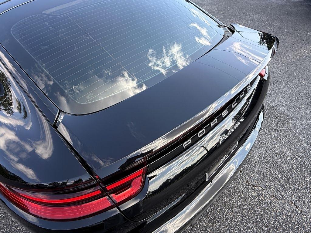 Porsche Panamera 4 2018