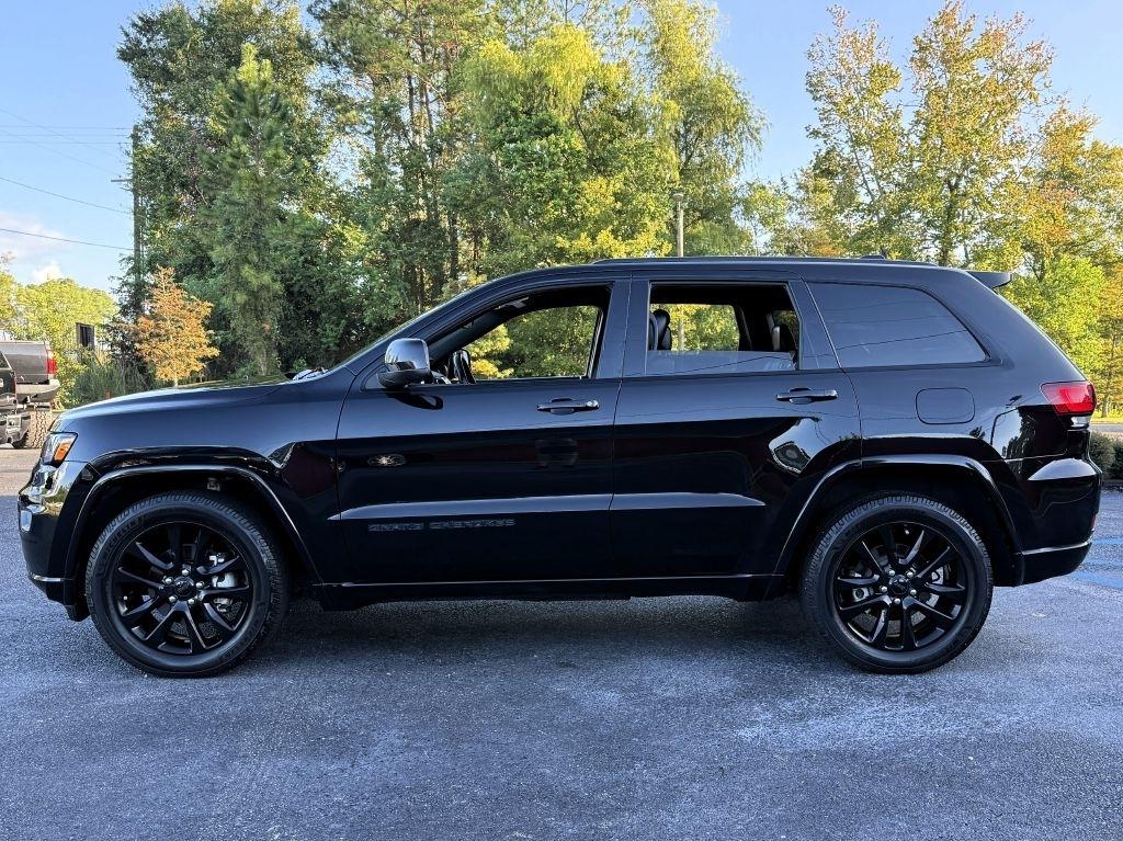 Jeep Grand Cherokee Laredo 2WD 2020