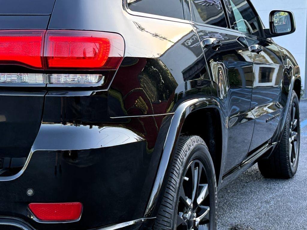 Jeep Grand Cherokee Laredo 2WD 2020