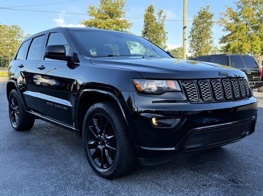 Jeep Grand Cherokee Laredo 2WD 2020