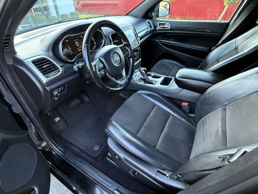 Jeep Grand Cherokee Laredo 2WD 2020