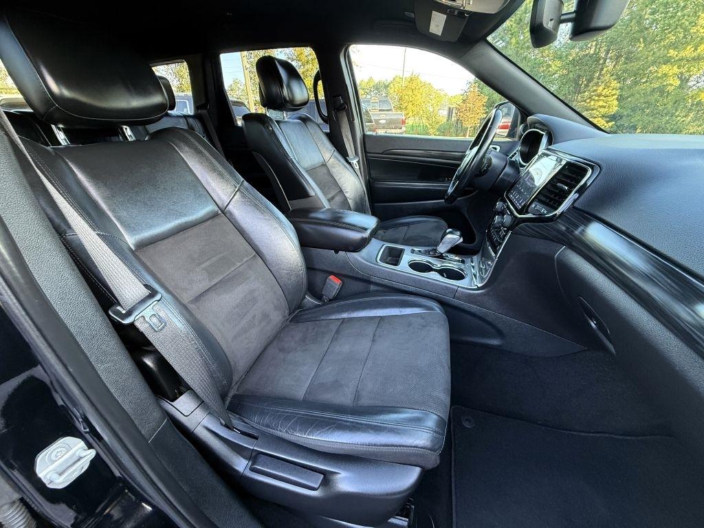 Jeep Grand Cherokee Laredo 2WD 2020