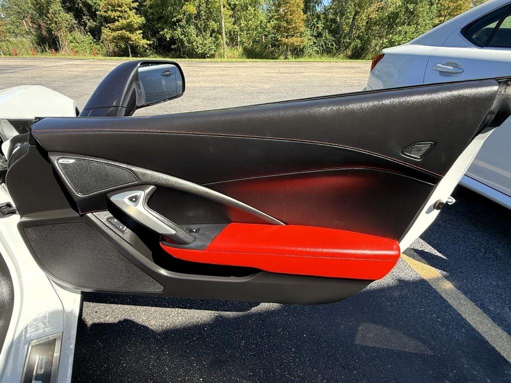 Chevrolet Corvette Stingray Z51 2LT Coupe Automatic 2014