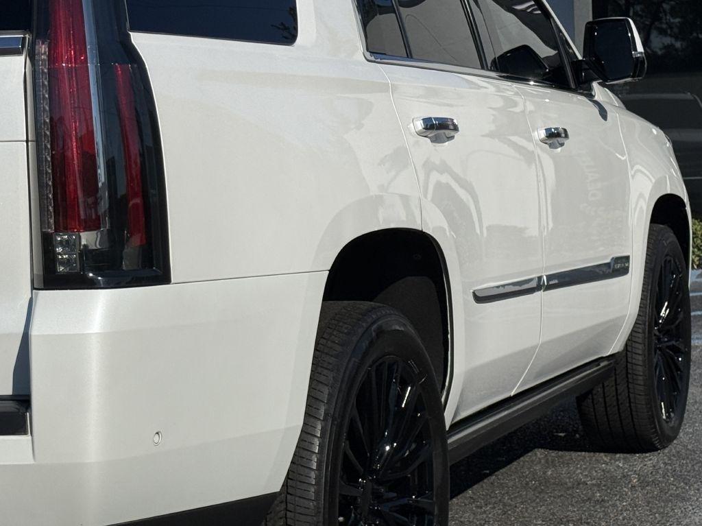 Cadillac Escalade Premium Luxury AWD 2020