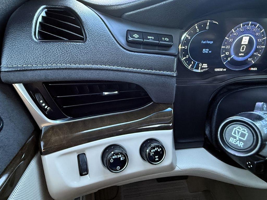 Cadillac Escalade Premium Luxury AWD 2020