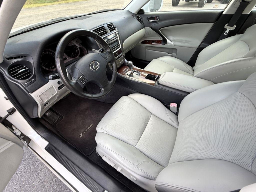 Lexus IS 250 RWD 2006