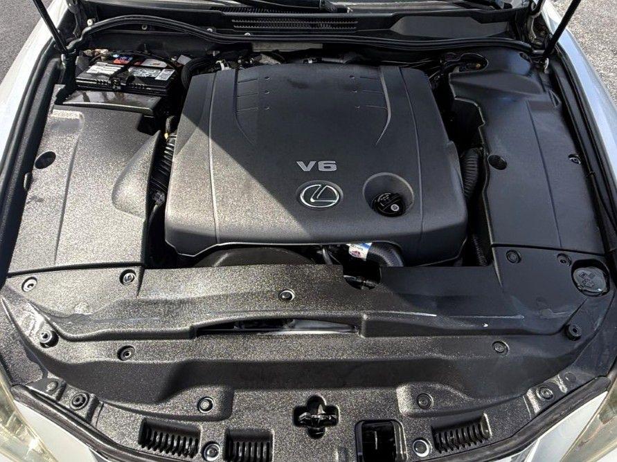 Lexus IS 250 RWD 2006