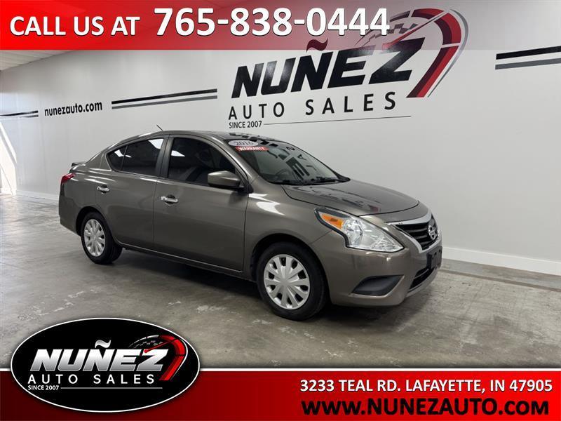 2016 Nissan Versa 1.6 S 5M