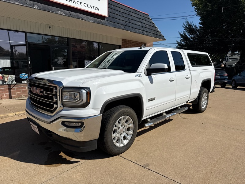 GMC Sierra 1500 4WD Double Cab 147" SLE 2017 GMC Sierra 1500 4WD Double Cab 147" SLE 2017