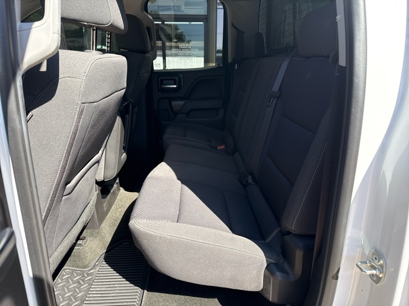 GMC Sierra 1500 4WD Double Cab 147" SLE 2017 GMC Sierra 1500 4WD Double Cab 147" SLE 2017