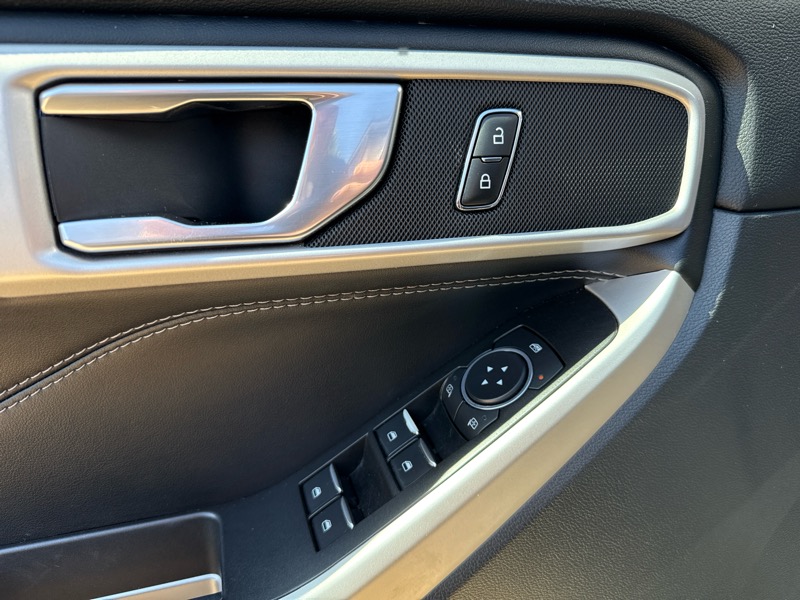 Ford Explorer XLT AWD 2022 Ford Explorer XLT AWD 2022