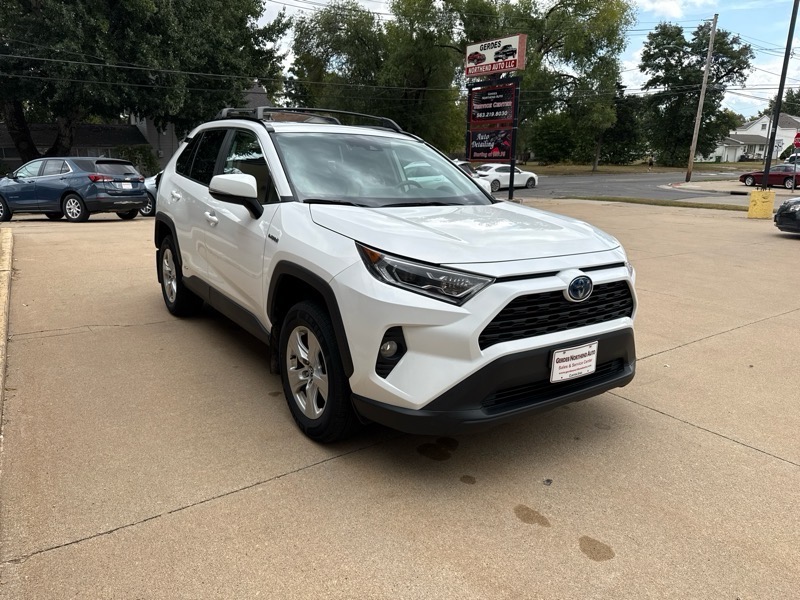 Toyota RAV4 Hybrid XLE 2020 Toyota RAV4 Hybrid XLE 2020