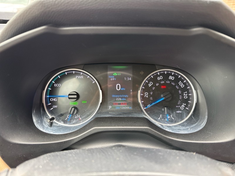 Toyota RAV4 Hybrid XLE 2020 Toyota RAV4 Hybrid XLE 2020
