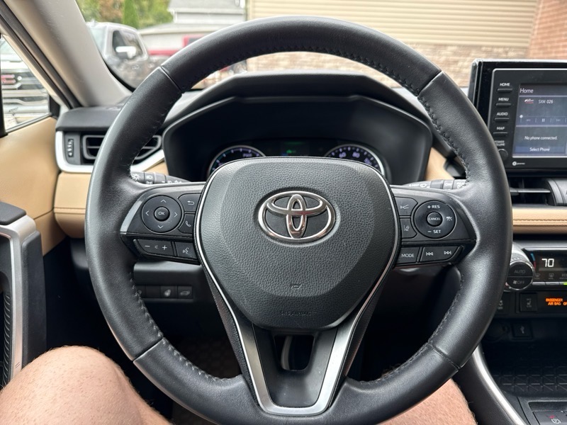 Toyota RAV4 Hybrid XLE 2020 Toyota RAV4 Hybrid XLE 2020