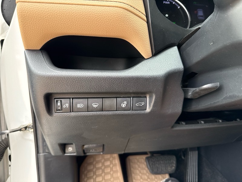 Toyota RAV4 Hybrid XLE 2020 Toyota RAV4 Hybrid XLE 2020