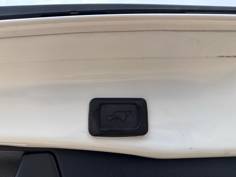 Toyota RAV4 Hybrid XLE 2020 Toyota RAV4 Hybrid XLE 2020