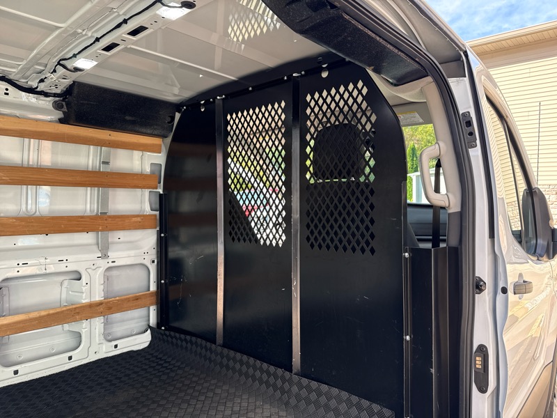 Ford Transit 250 Van Low Roof w/Sliding Pass. 130-in. WB 2024 Ford Transit 250 Van Low Roof w/Sliding Pass. 130-in. WB 2024