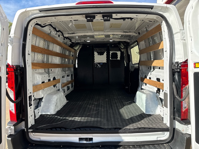 Ford Transit 250 Van Low Roof w/Sliding Pass. 130-in. WB 2024 Ford Transit 250 Van Low Roof w/Sliding Pass. 130-in. WB 2024