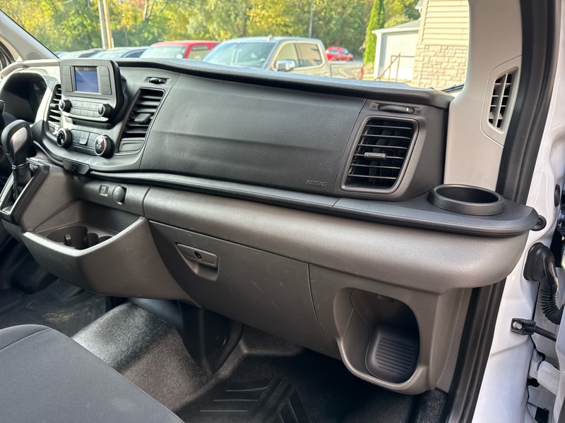 Ford Transit 250 Van Low Roof w/Sliding Pass. 130-in. WB 2024 Ford Transit 250 Van Low Roof w/Sliding Pass. 130-in. WB 2024