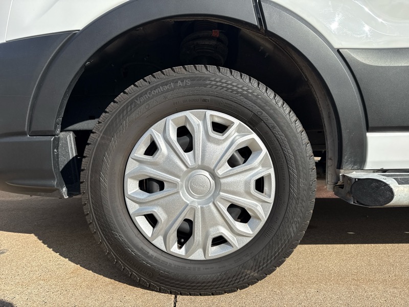 Ford Transit 250 Van Low Roof w/Sliding Pass. 130-in. WB 2024 Ford Transit 250 Van Low Roof w/Sliding Pass. 130-in. WB 2024