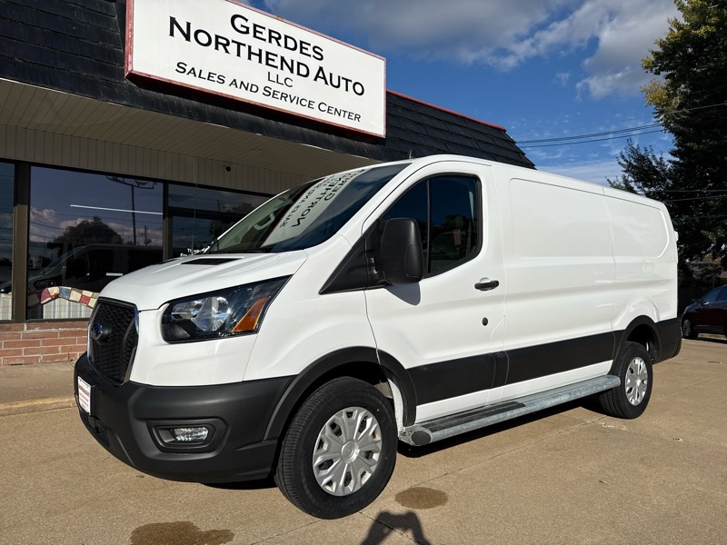 Ford Transit 250 Van Low Roof w/Sliding Pass. 130-in. WB 2024 Ford Transit 250 Van Low Roof w/Sliding Pass. 130-in. WB 2024