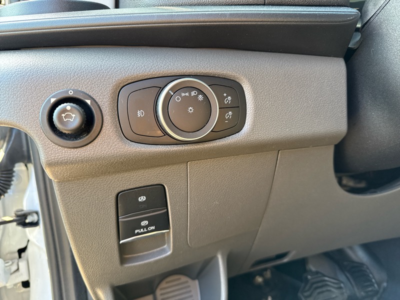 Ford Transit 250 Van Low Roof w/Sliding Pass. 130-in. WB 2024 Ford Transit 250 Van Low Roof w/Sliding Pass. 130-in. WB 2024