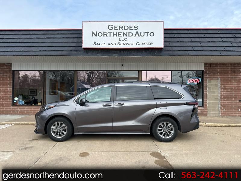 2024 Toyota Sienna XLE 7-Passenger