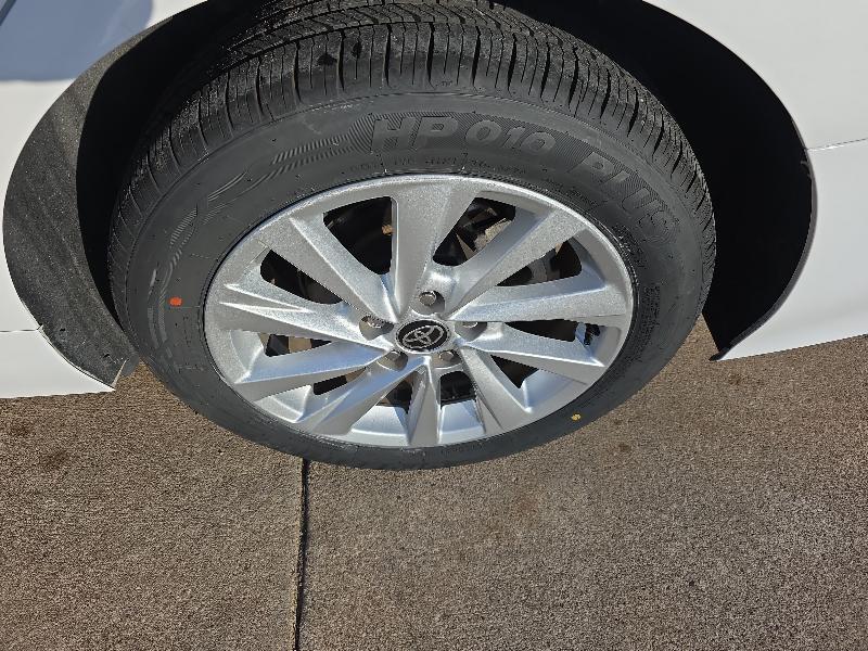 Toyota Camry LE 2024