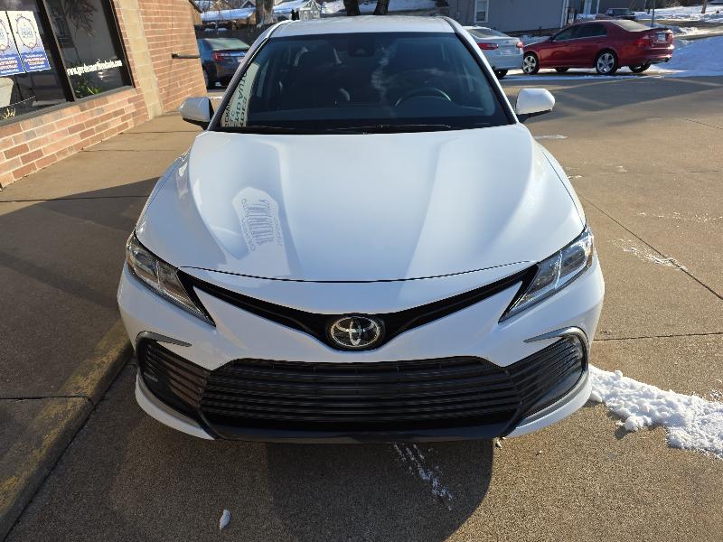Toyota Camry LE 2024