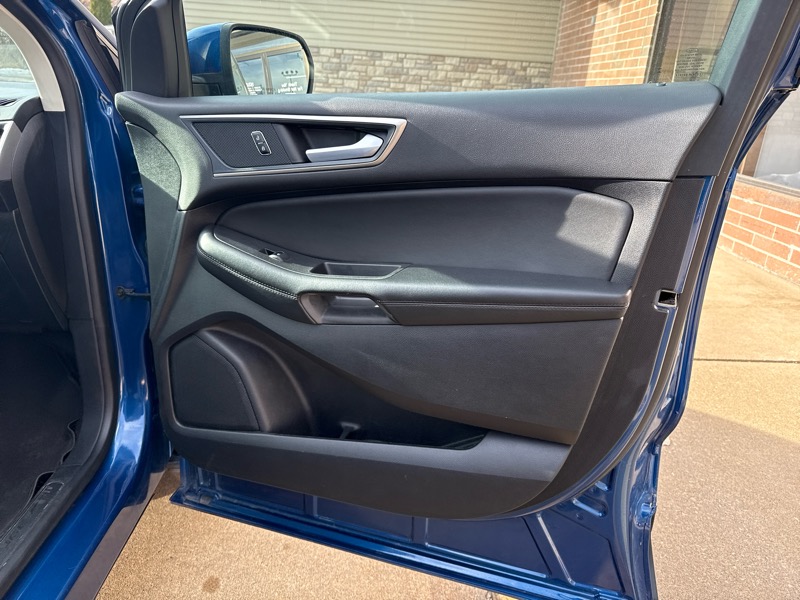 Ford Edge SEL AWD 2024