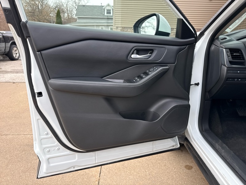 Nissan Rogue SV 2025