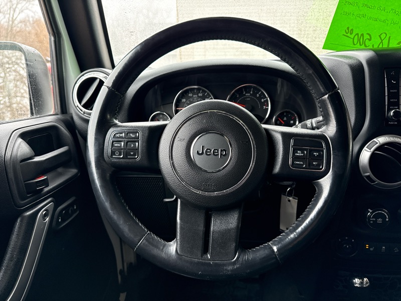 Jeep Wrangler Unlimited Sahara 4WD 2015