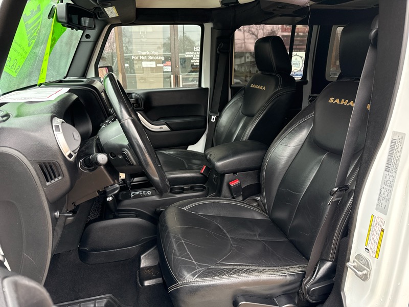 Jeep Wrangler Unlimited Sahara 4WD 2015
