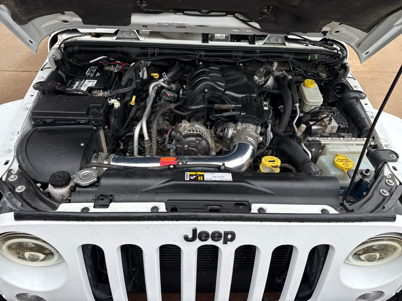 Jeep Wrangler Unlimited Sahara 4WD 2015