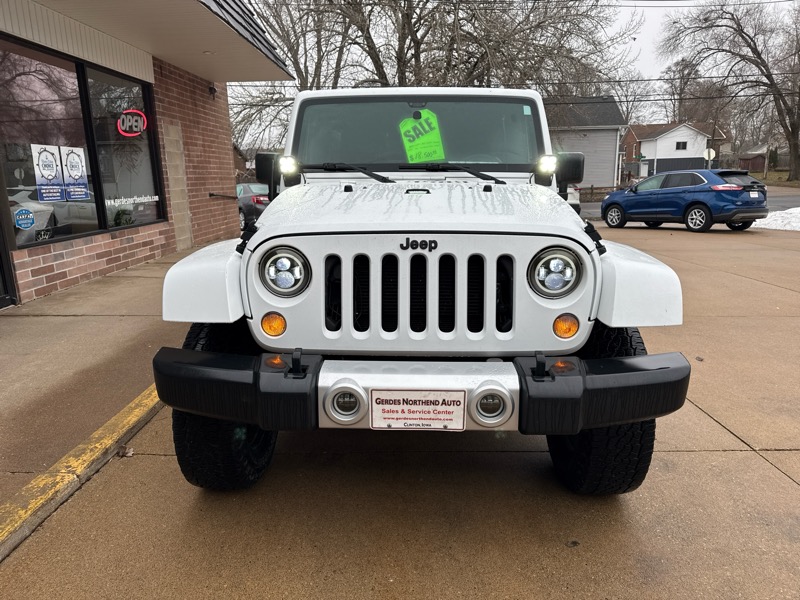 Jeep Wrangler Unlimited Sahara 4WD 2015