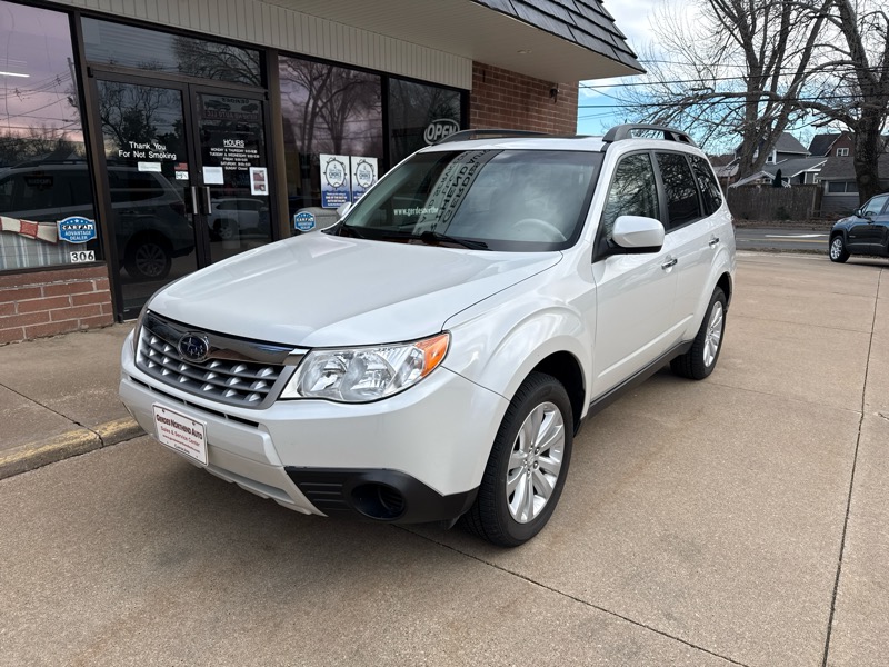 Subaru Forester 2.5X Premium 2012