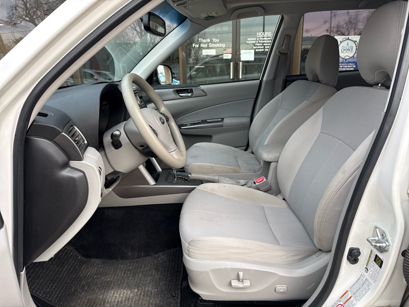 Subaru Forester 2.5X Premium 2012