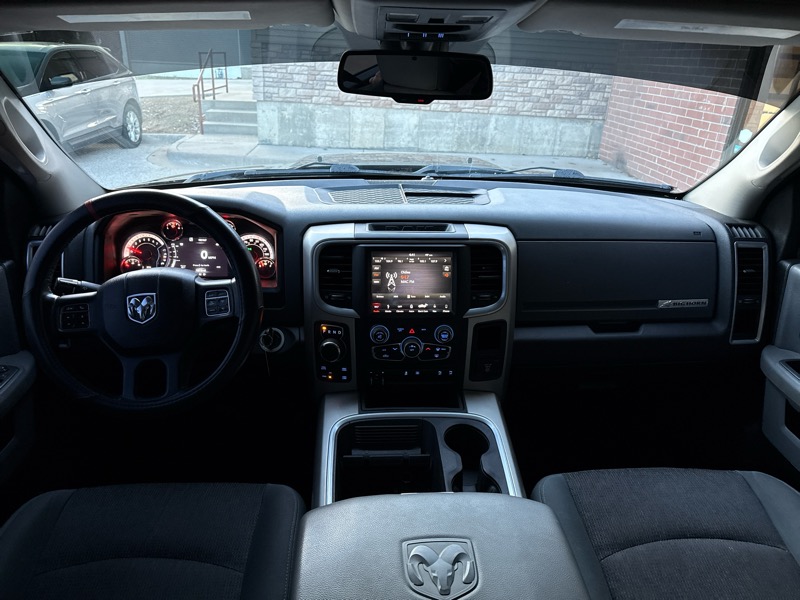 RAM 1500 4WD Crew Cab 149" Big Horn 2018