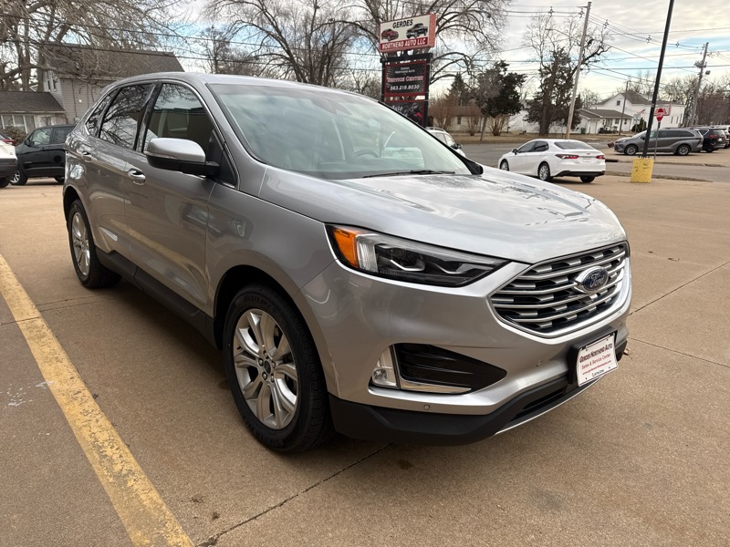 Ford Edge Titanium AWD 2022
