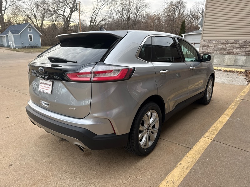 Ford Edge Titanium AWD 2022