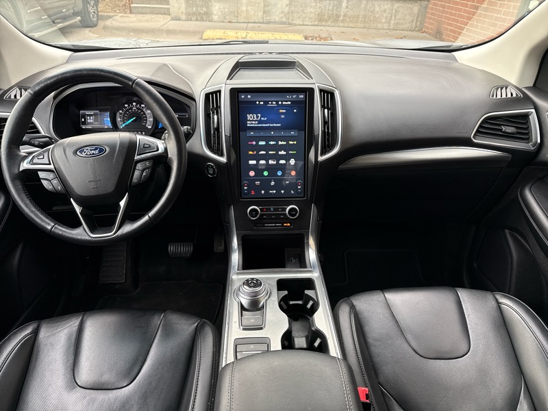 Ford Edge Titanium AWD 2022