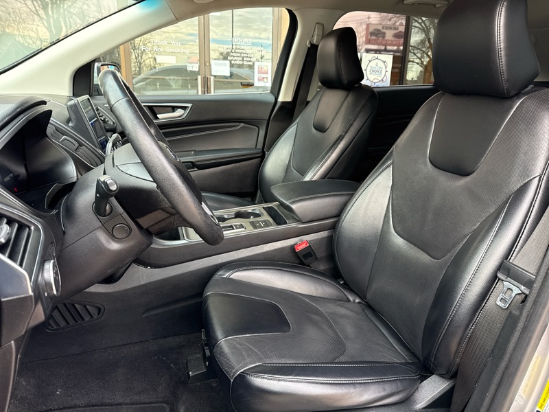 Ford Edge Titanium AWD 2022