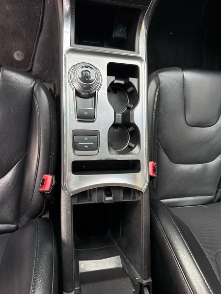 Ford Edge Titanium AWD 2022