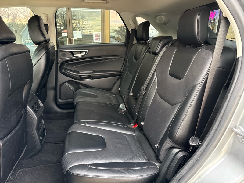 Ford Edge Titanium AWD 2022