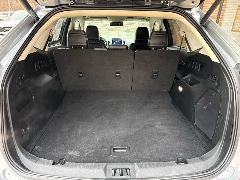 Ford Edge Titanium AWD 2022