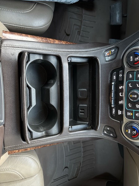 Chevrolet Suburban LTZ 1500 4WD 2015