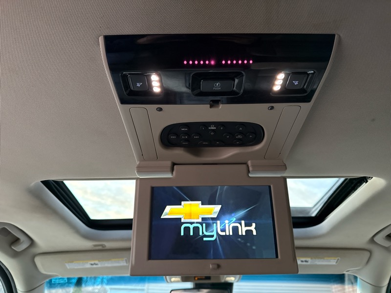 Chevrolet Suburban LTZ 1500 4WD 2015