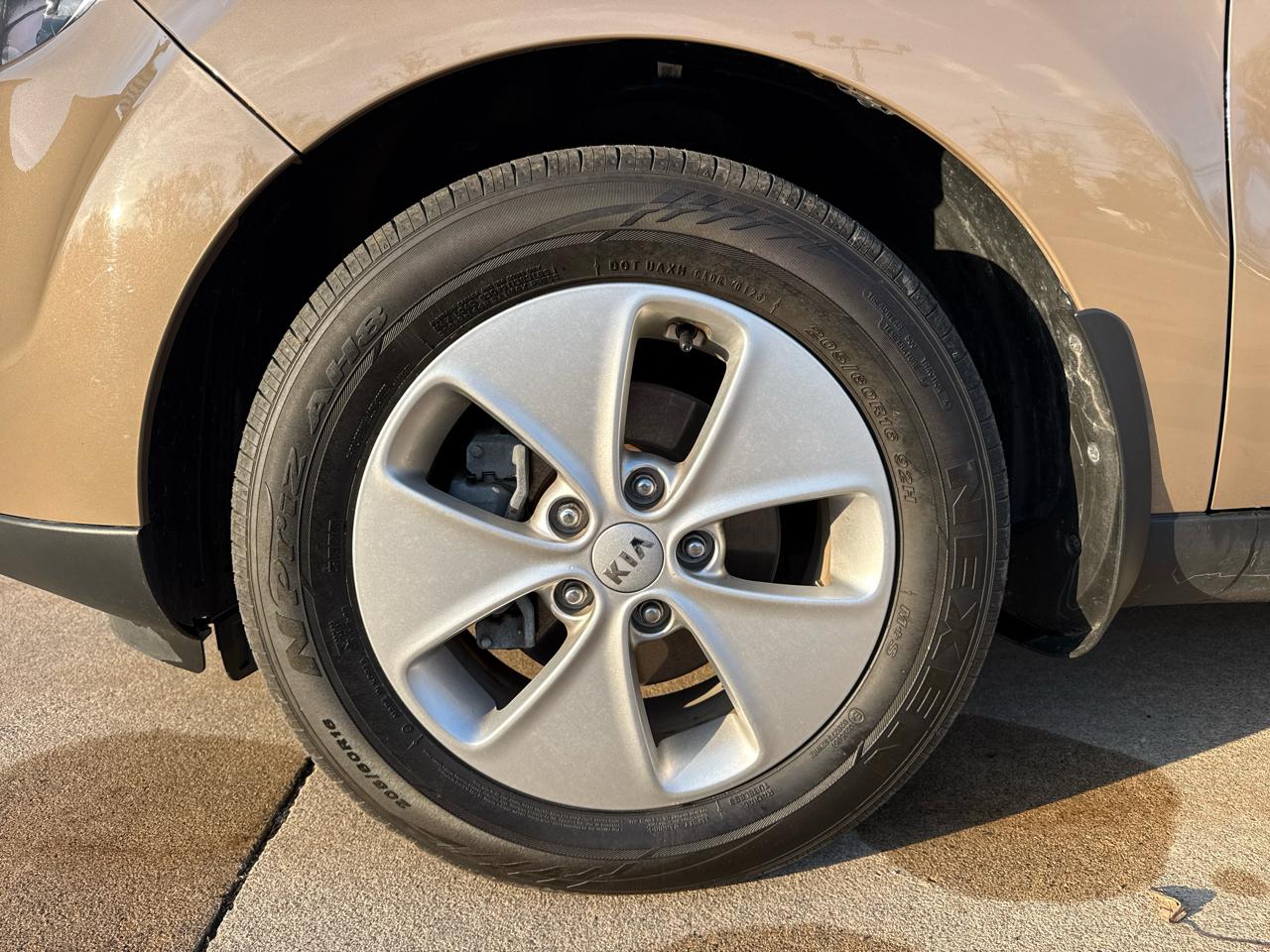 Kia Soul Base 6A 2016